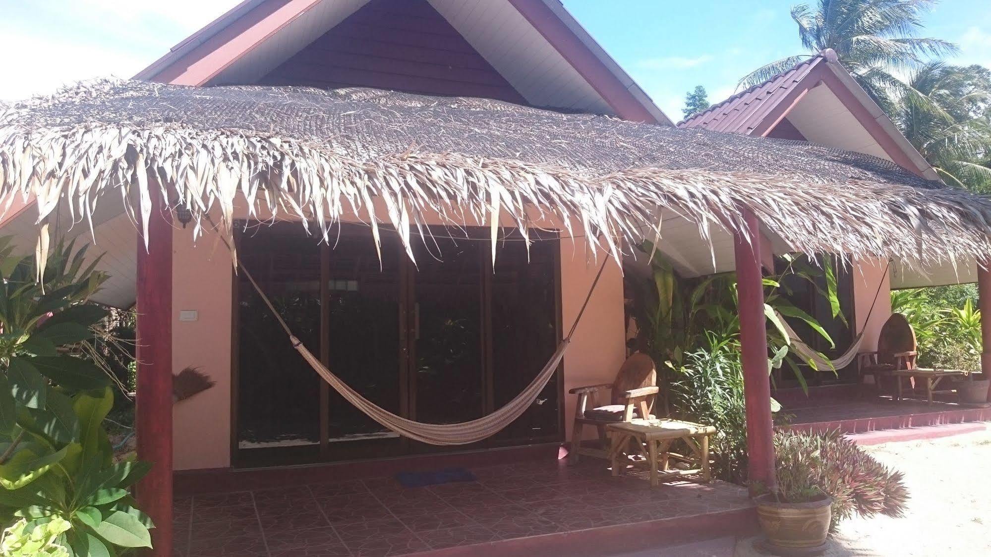 Papillon Bungalows Baan Tai Exterior photo